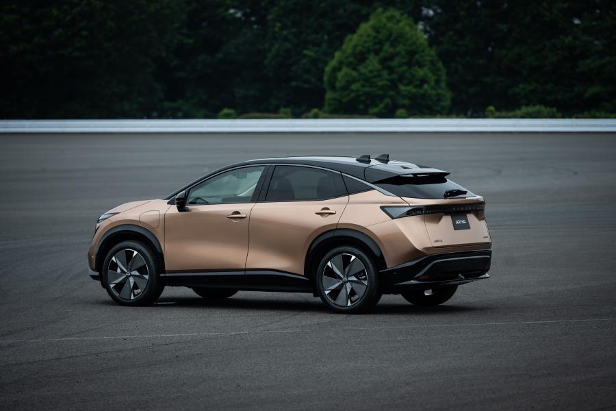  Nissan Ariya e-4orce 2020 года  (JP) (фото 8 из 53)
